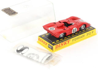 Lot 327 - DINKY TOYS (FRANCE) (1)