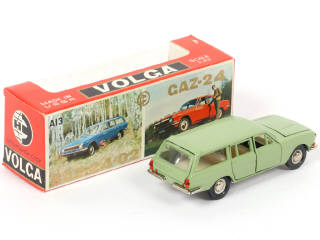 Lot 141 - NOVOEXPORT (URSS) (1)