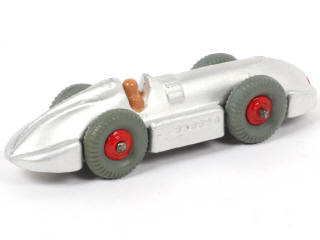 Lot 302 - DINKY TOYS (GB) (1)