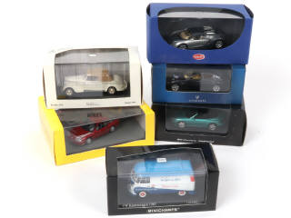 Lot 123 - DIVERS (6)