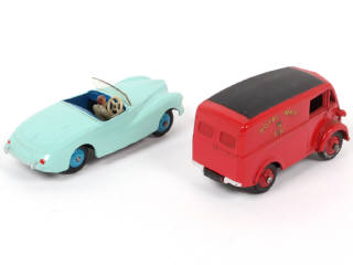 Lot 317 - DINKY TOYS (GB) (2)