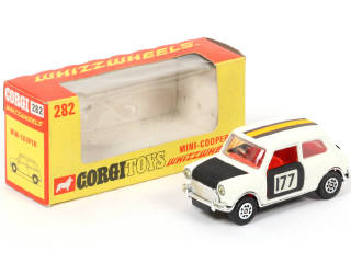 Lot 223 - CORGI TOYS (GB) (1)