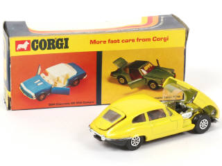 Lot 229 - CORGI TOYS (GB) (1)