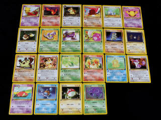 Lot 202 - POKEMON COMPANY (FRANCE) (83)