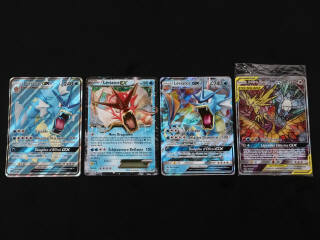 Lot 250 - POKEMON COMPANY (FRANCE) (4)