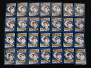 Lot 320 - POKEMON COMPANY (FRANCE) (28)