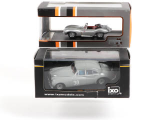 Lot 99 - IXO (CHINE) (2)