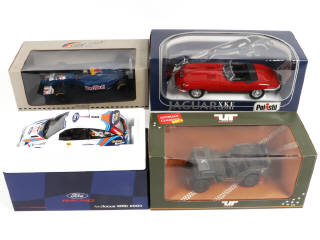 Lot 5 - DIVERS (4)