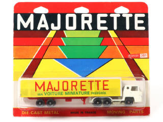 Lot 227 - MAJORETTE (FRANCE) (1)