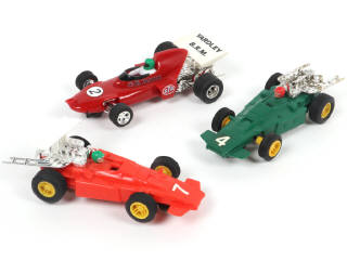 Lot 170 - SCALEXTRIC (GB) (3)