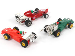 Lot 170 - SCALEXTRIC (GB) (3)