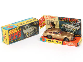 Lot 182 - CORGI TOYS (GB) (1)