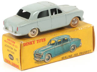 Lot 285 - DINKY TOYS (FRANCE) (1)