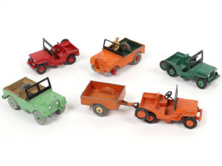 Lot 274 - DINKY TOYS (GB) (6)