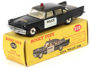 Lot 259 - DINKY TOYS (GB) (1)