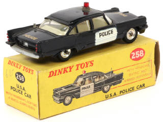 Lot 259 - DINKY TOYS (GB) (1)