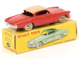 Lot 295 - DINKY TOYS (FRANCE) (1)