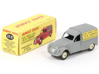 Lot 279 - DIVERS (1)