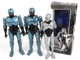 Lot 233 - DIVERS (3)