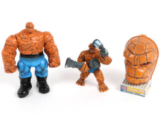 Lot 109 - DIVERS (3)