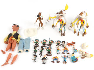 Lot 117 - DIVERS (25)