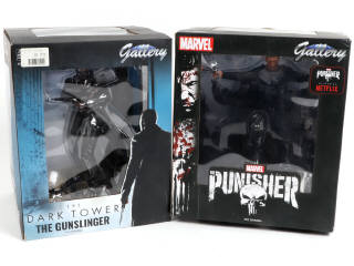 Lot 52 - DIAMOND SELECT TOYS (USA) (2)