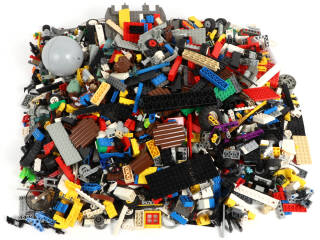 Lot 178 - LEGO (DANEMARK) (1)
