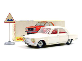 Lot 842 - DINKY TOYS FRANCE (1)