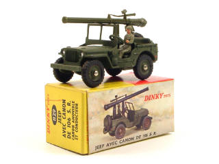 Lot 745 - DINKY TOYS FRANCE (1)