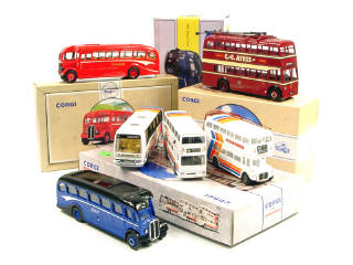 Lot 367 - CORGI TOYS (GB) (4)