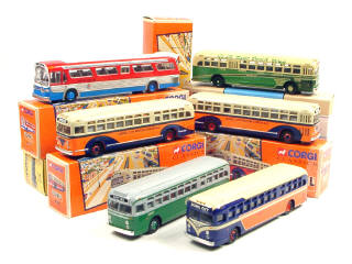 Lot 401 - CORGI TOYS (GB) (6)