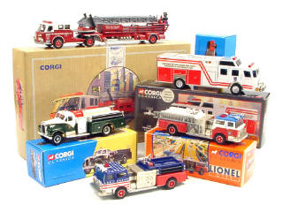Lot 389 - CORGI TOYS (GB) (5)