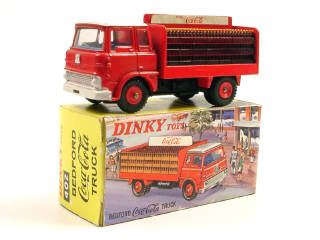 Lot 800 - DINKY TOYS GB (1)
