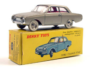 Lot 827 - DINKY TOYS (FRANCE) (1)