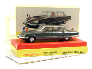Lot 843 - DINKY TOYS FRANCE (1)