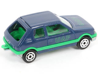 Lot 83 - MAJORETTE (FRANCE) (1)
