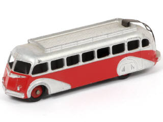 Lot 288 - DINKY TOYS (FRANCE) (1)