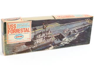 Lot 25 - AURORA PLASTICS (USA) (1)