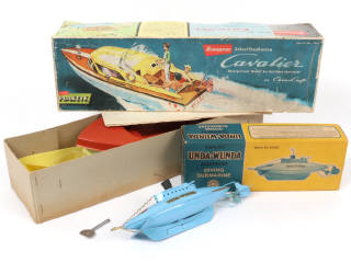 Lot 135 - SUTCLIFFE MODEL (GB) (2)