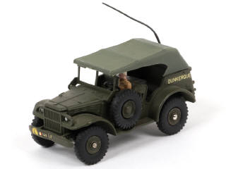 Lot 287 - DINKY TOYS (FRANCE) (1)