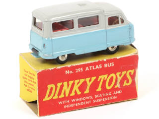 Lot 272 - DINKY TOYS (GB) (1)