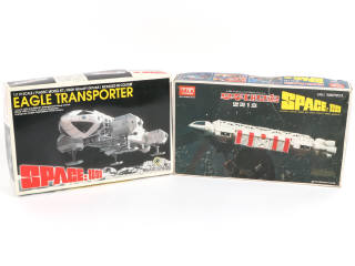 Lot 2 - DIVERS (2)