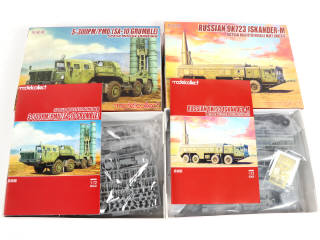 Lot 15 - MODELCOLLECT (CHINE) (2)