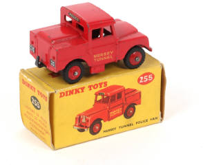Lot 270 - DINKY TOYS (GB) (1)