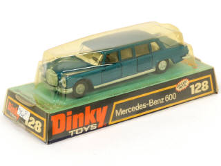 Lot 276 - DINKY TOYS (GB) (1)