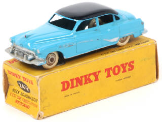 Lot 305 - DINKY TOYS (FRANCE) (1)