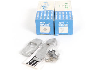 Lot 145 - AUTO REPLICAS (GB) (2)