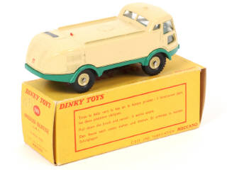 Lot 322 - DINKY TOYS (FRANCE) (1)