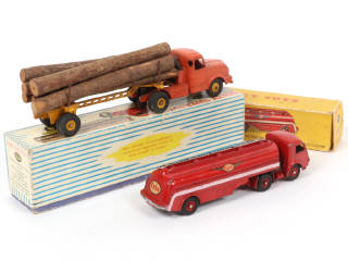 Lot 329 - DINKY TOYS (FRANCE) (2)