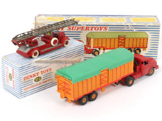 Lot 328 - DINKY TOYS (FRANCE) (2)
